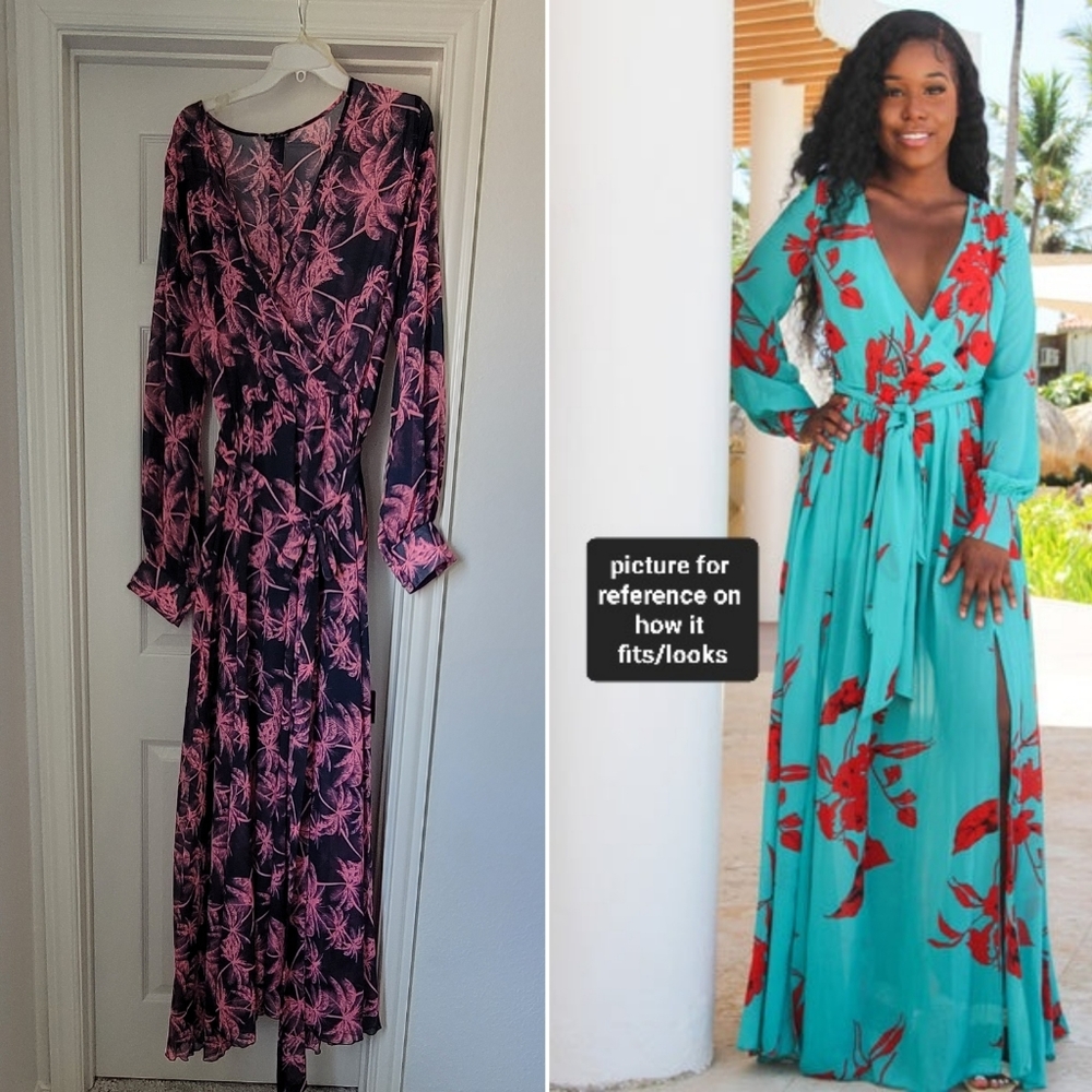 NWOT Flowey Maxi Dress